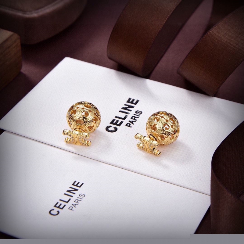 Ce**e earrings